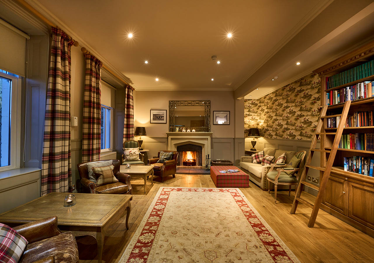 The cosy library at Ulbster Arms Hotel