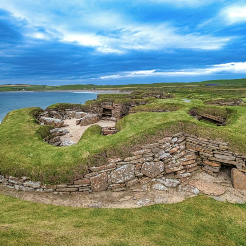 A stone-built Neolithic settlement on Orkney